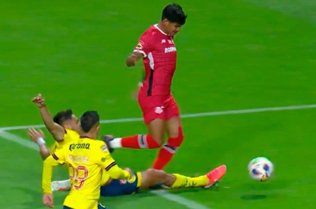 asi-fue-el-polemico-penal-de-caceres-vs-robert-morales-para-definir-un-titulo-1024x678.jpg